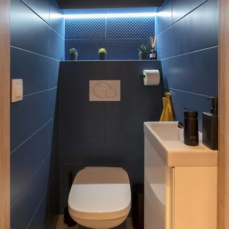 아파트 Modern, Quiet Penthouse With Free Parking 부다페스트